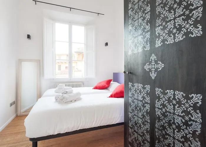 Duomo Luxury Loft In *